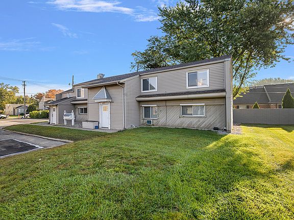 2nd image of 26324 Harper Ave #16479210