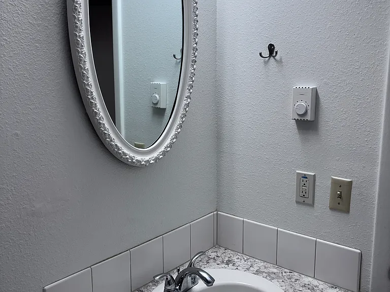 3606 NE 45th St — Photo 15