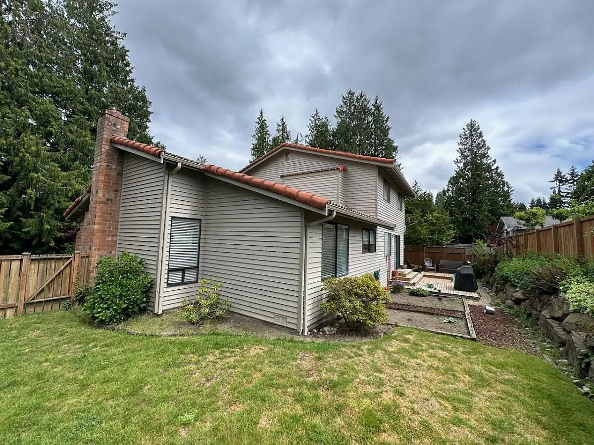 Building Photo - 1040 Cedar Pl