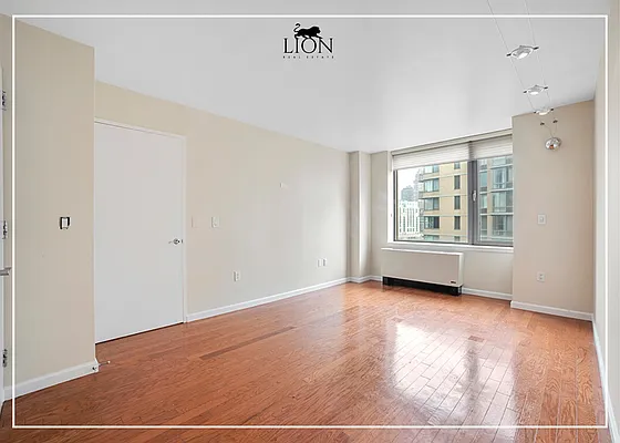 Rented by The Lion Real Estate | media 19