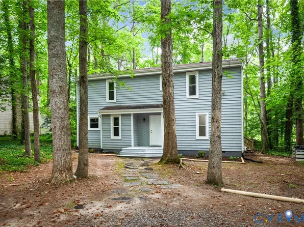 2903 Fox Chase Dr, Midlothian, VA 23112
