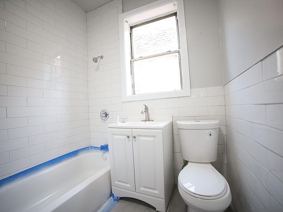2nd image of 345 Forrest St #3R