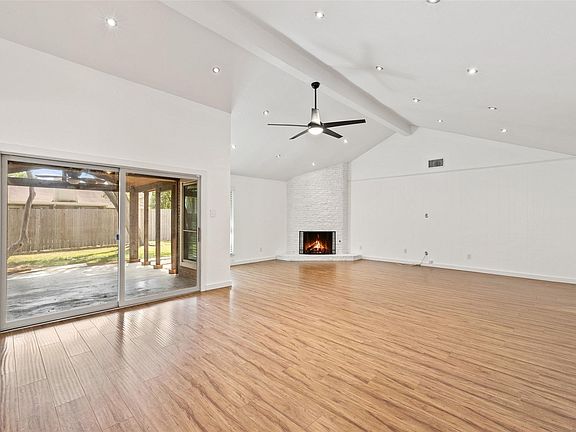 5th image of 2703 Inridge Dr