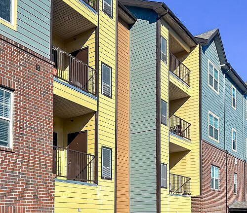 3rd image of 605 SW 119th St #8-8316
