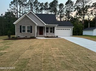 106 Walnut Ave, Hamlet, NC 28345