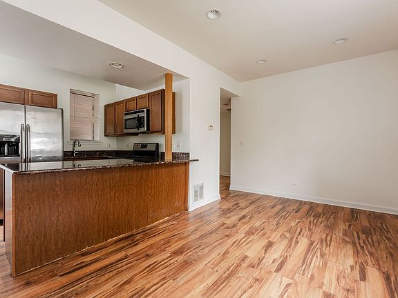 5th image of 3001 W Gunnison St #0