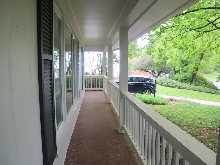 6030 Old Providence Rd — Photo 15