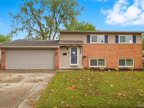 12133 Chattman Dr, Sterling Heights, MI 48313