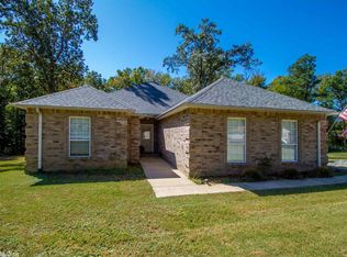 8407 Mars Hill Rd, Bauxite, AR 72011