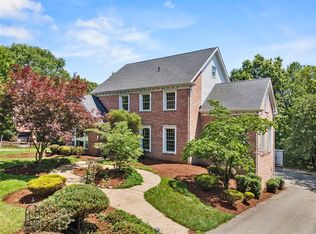 1526 Allison Dr, Pittsburgh, PA
