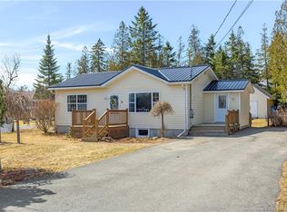 9 Charlotte St, Saint Andrews, NB E5B 3X4