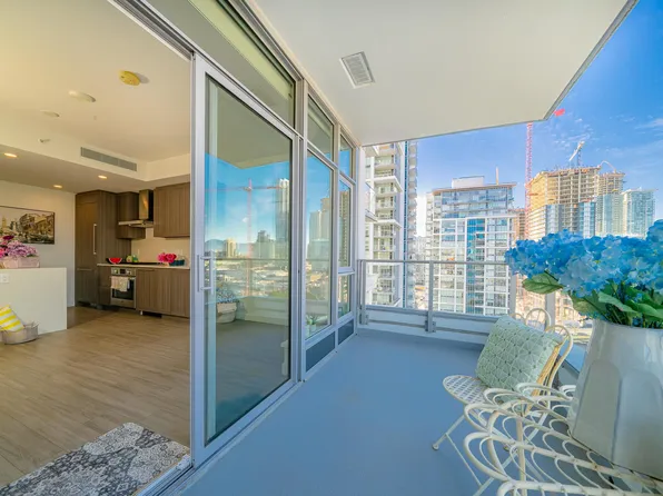 2351 Beta Ave #1605, Burnaby, BC V5C 5L7