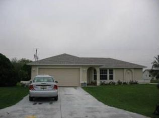 167 SE Santa Barbara Pl, Cape Coral, FL 33990