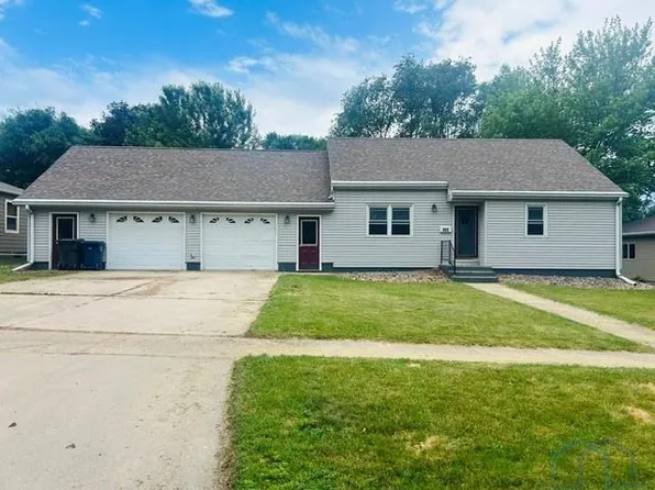 905 S Marshall St, Rock Rapids, IA 51246