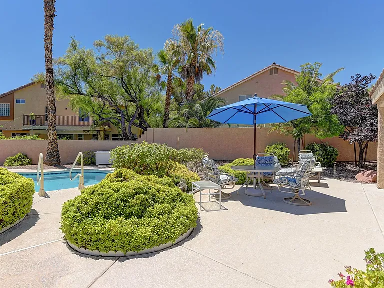 8437 Willowleaf Ct — Photo 37