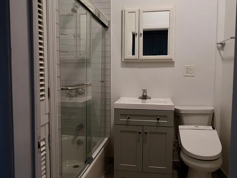 934 Willow Ave #2 — Photo 3