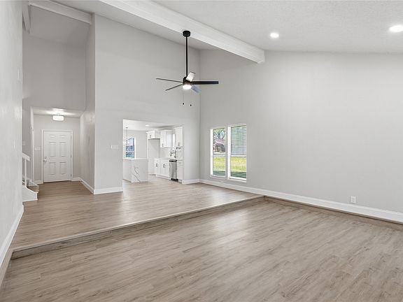 3rd image of 5514 Round Rock Rd