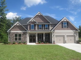 6109 Shannon Woods Way, Hope Mills, NC 28348