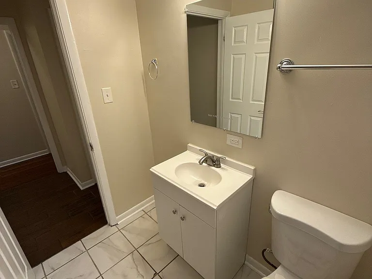 14932 Wabash Ave — Photo 12