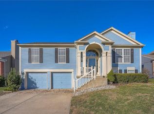 15436 W 155th Ter, Olathe, KS 66062