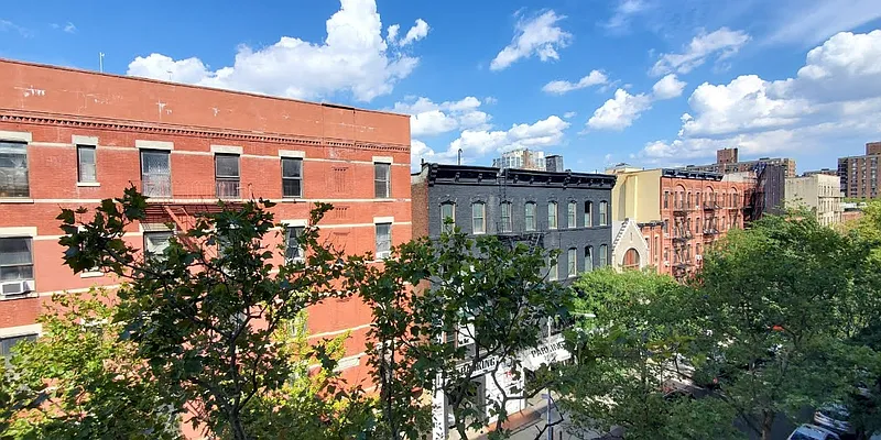 Rented by New York Residence | media 30