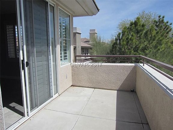 2nd image of 700 Peachy Canyon Cir Unit 201
