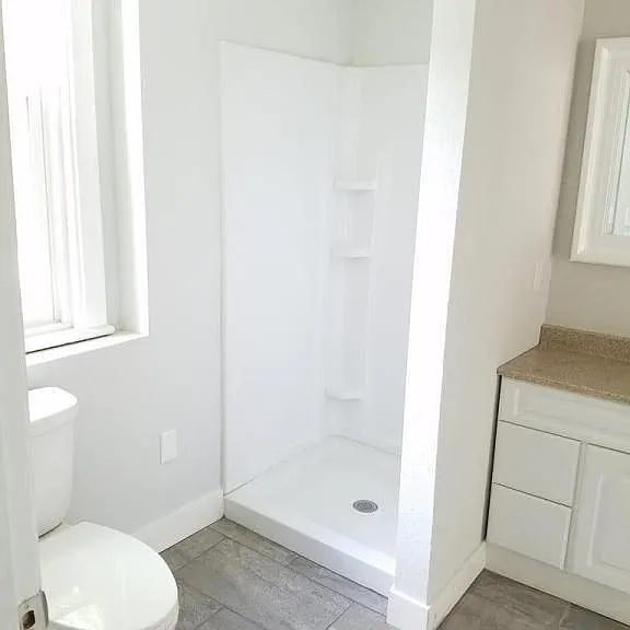 424 Charles Ave SE — Photo 10