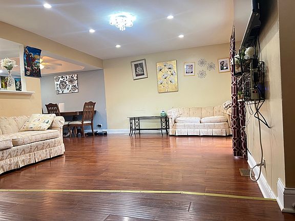 4th image of 2070 Country Club Dr #2070
