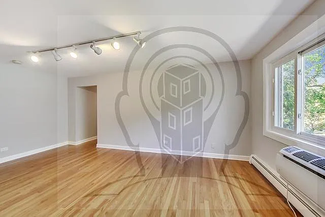 822 Seward St #3B — Photo 17