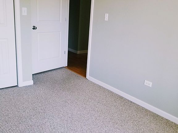 5th image of 2272 S Archer Ave Unit 4D