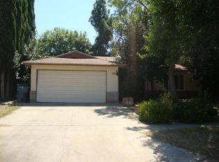 4686 E Truman Ave, Fresno, CA 93725