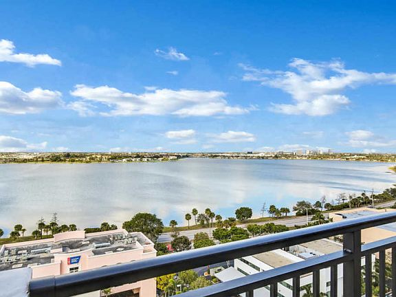 4th image of 616 Clearwater Park Rd APT 1413