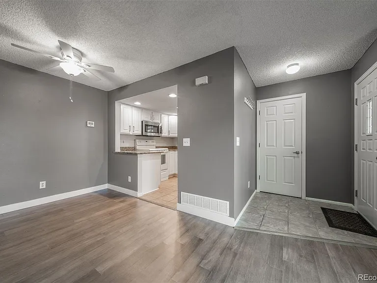12645 E Pacific Cir #E — Photo 14