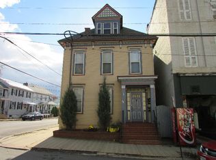 124 Center St APT D, Danville, PA 17821