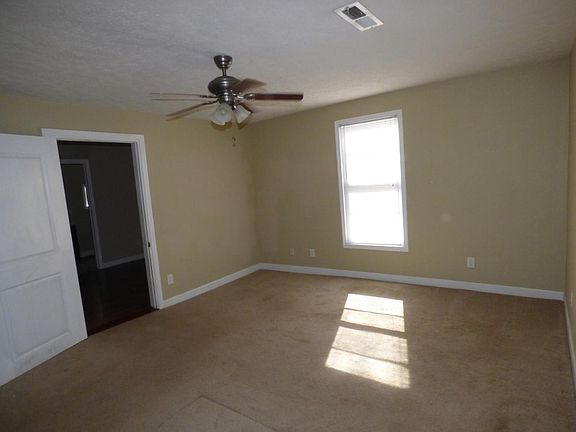 3rd image of 209 Cleveland Ave #A