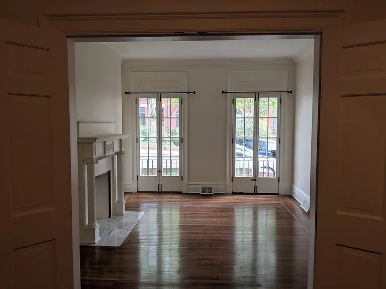 915 Saint James St #1 — Photo 6