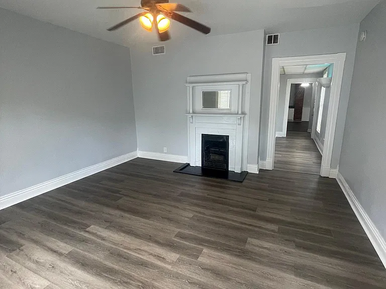 319 Iowa Ave — Photo 2