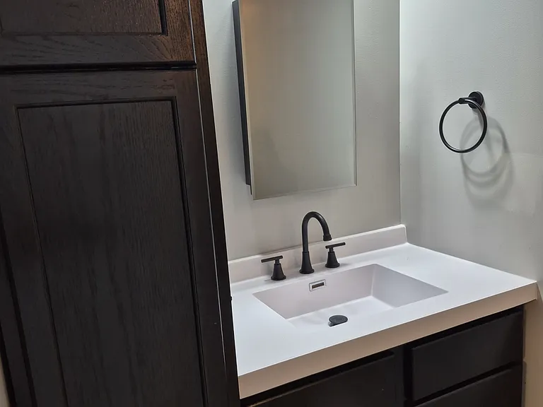 608 N Lime St — Photo 12