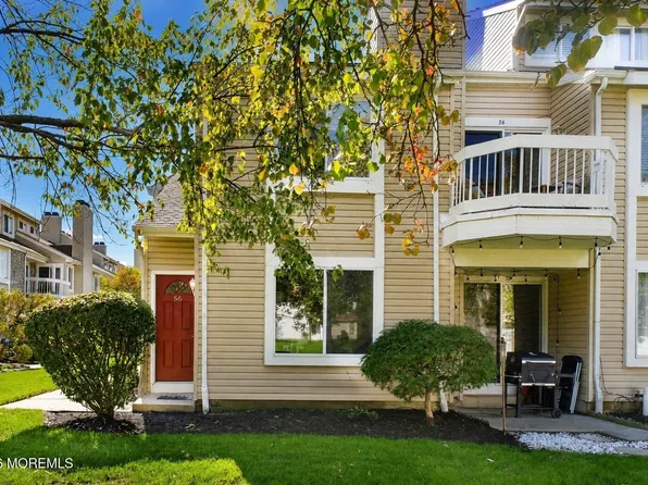 56 Farnham Square, Sayreville, NJ 08859