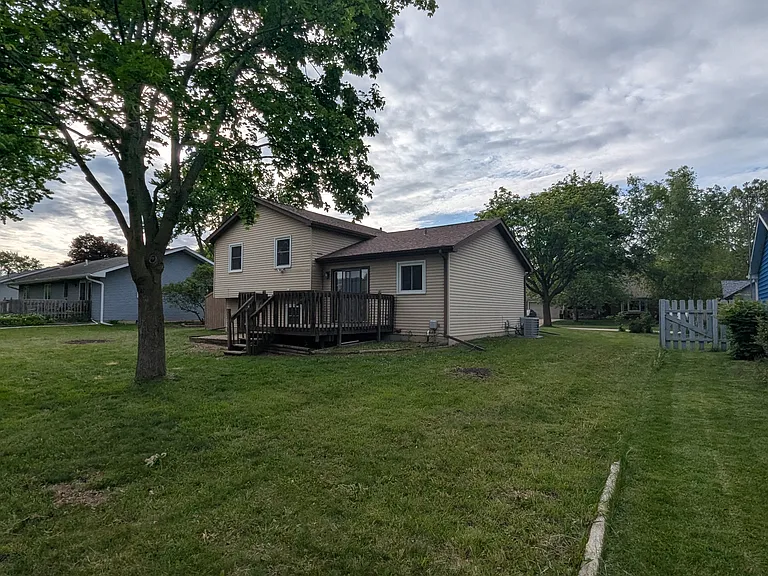 802 Terrace Way — Photo 6