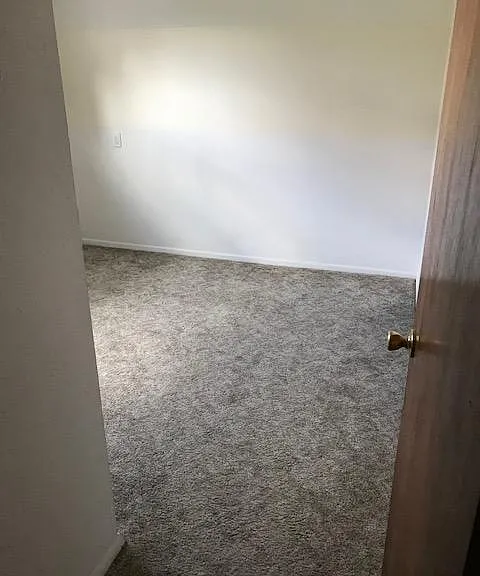 2138 Gunnison Ave — Photo 5