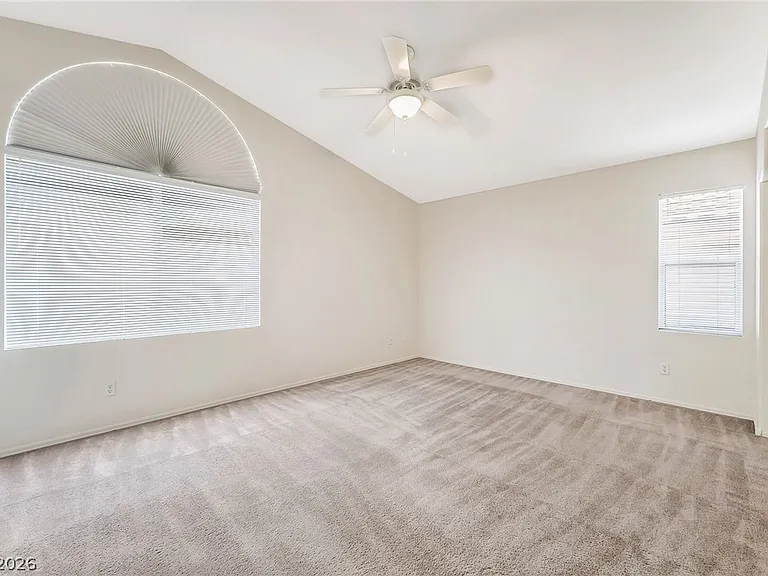 9888 Sparrow Ridge Ave — Photo 25
