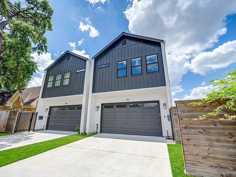 18 Sidney St #A — Photo 2