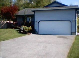 17411 Highland View Dr, Arlington, WA 98223