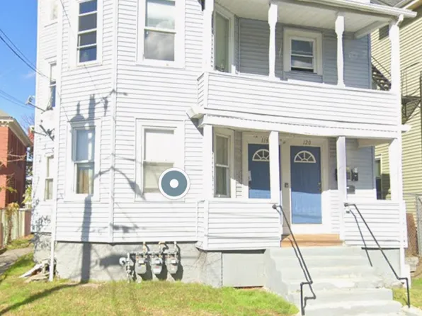 118 Donelson St #3, Providence, RI 02908