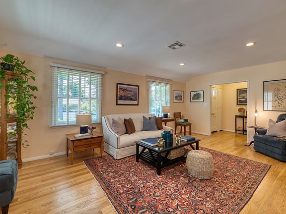 3rd image of 1805 Roosevelt Ave