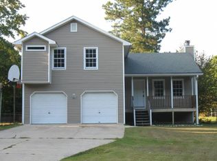 198 Herring Rd, Grayson, GA 30017