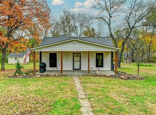 1117 1st St, Platte City, MO 64079
