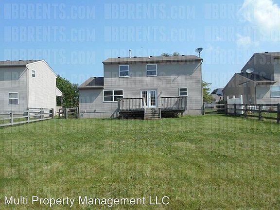 2nd image of 925 Greenwood Ct