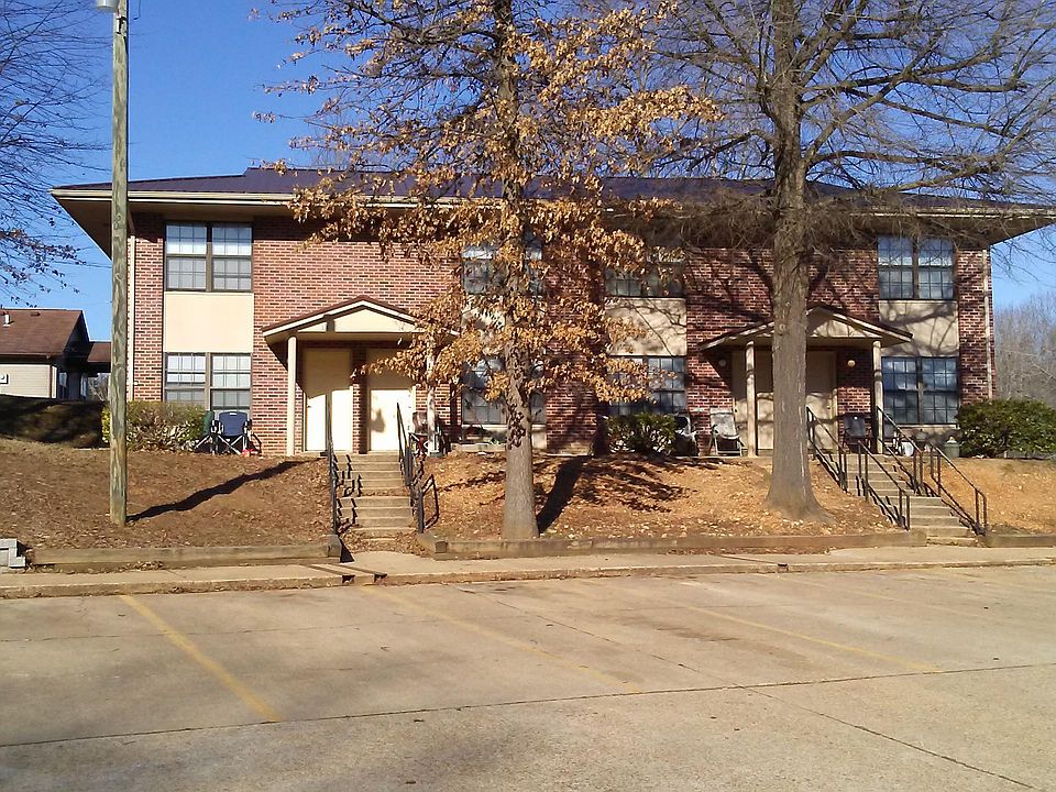 210 W Highway St 2 br / 1.0 ba, 400, Doniphan, MO 63935 Zillow